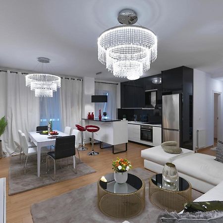 Elegant Apartment In Glyfada Atenas Exterior foto